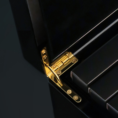 Imperial – Black Lacquered Box, 90 Chocolates | zChocolat