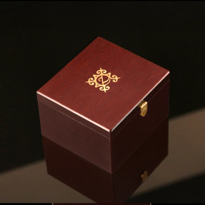 My Heart Gold – Praline Heart in 24K Gold | zChocolat