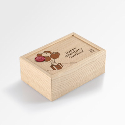 Birthday 30 Custom – Wooden Box of 30 Chocolates | zChocolat