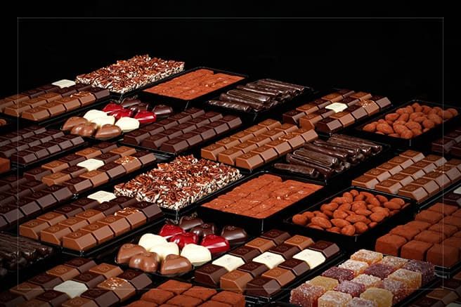 Assortiment de chocolats fins 100% praliné