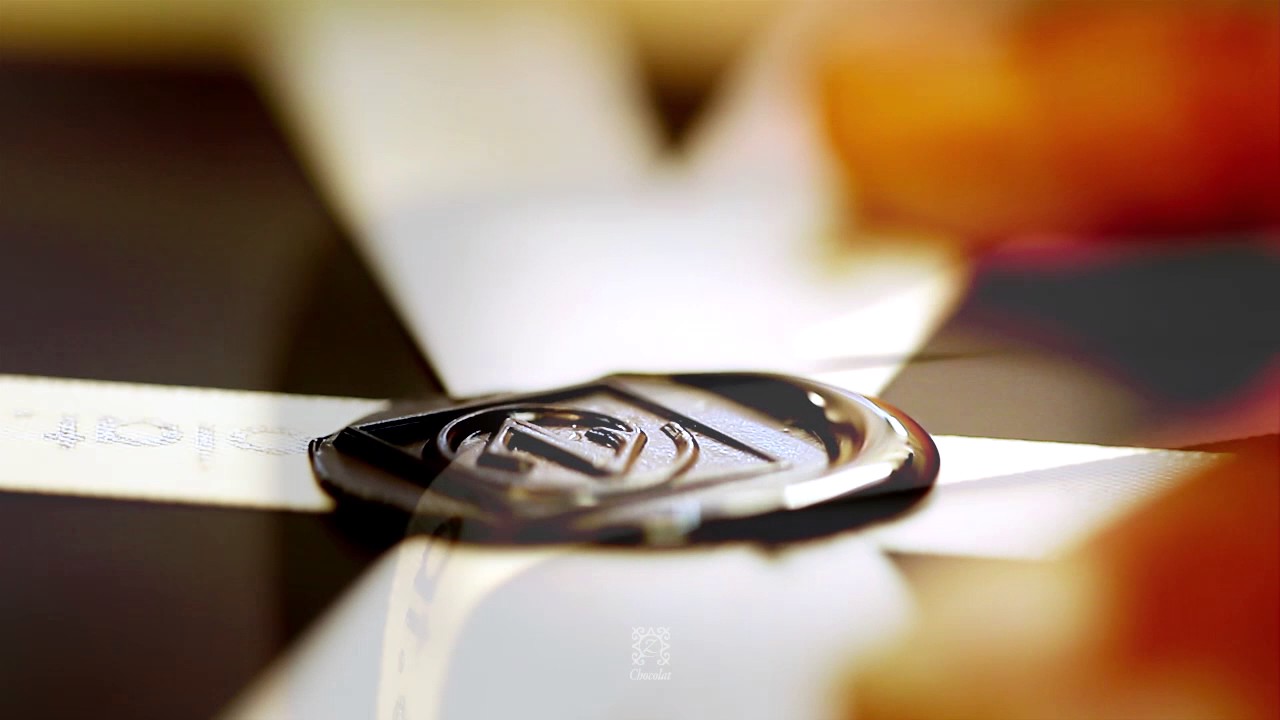 Making of — zChocolat gift wrapping